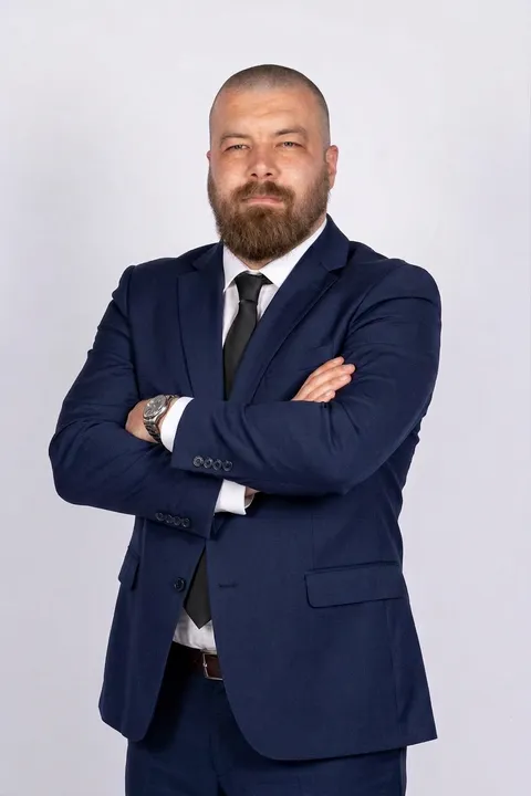 Абдулвалеев Александр Евгеньевич
