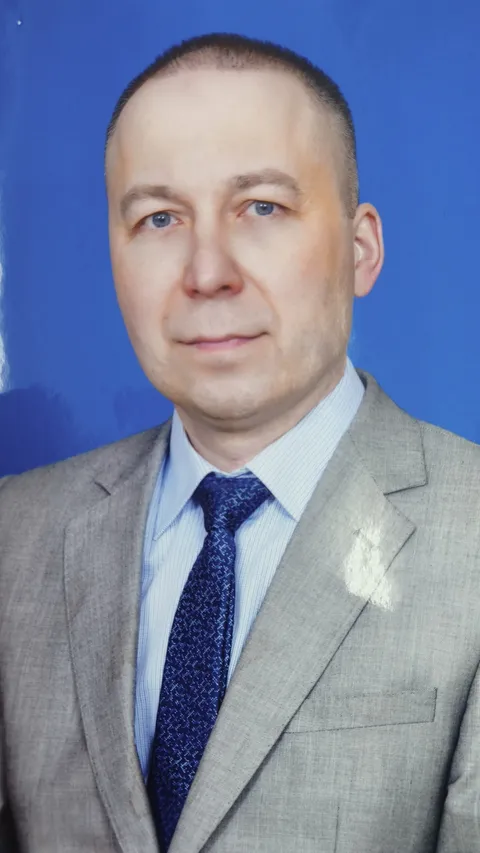 Погорелов  Андрей  Владимирович