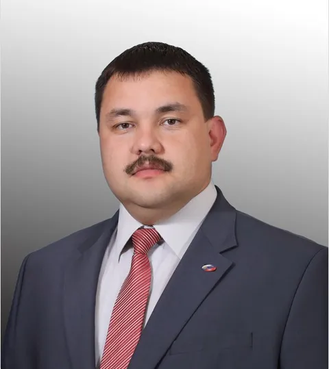 Клеветов Денис Викторович